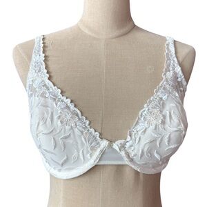 Wonderbra Elegant Lace Bra 38C